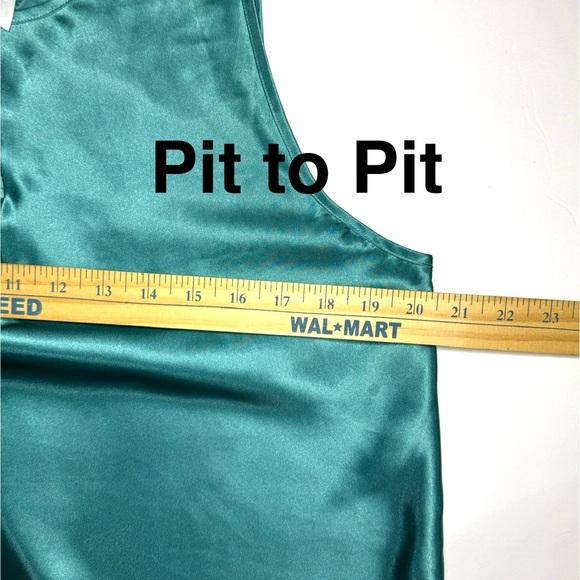 Elegant Teal Satiny Pajama Set - Picture 4 of 8